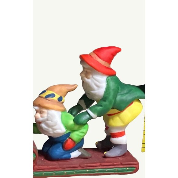 The Heritage Village Accessories Collection  Testing The Toys Figurines - Picture 8 of 11